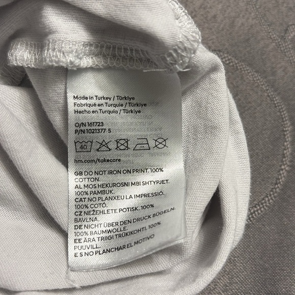 4/$20 Black panther t-shirt size 12-14, gray, marvel, H&M wakanda forever school - Picture 4 of 6